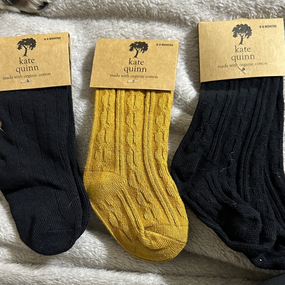 Kate Quinn Casual Socks - Black and Yellow